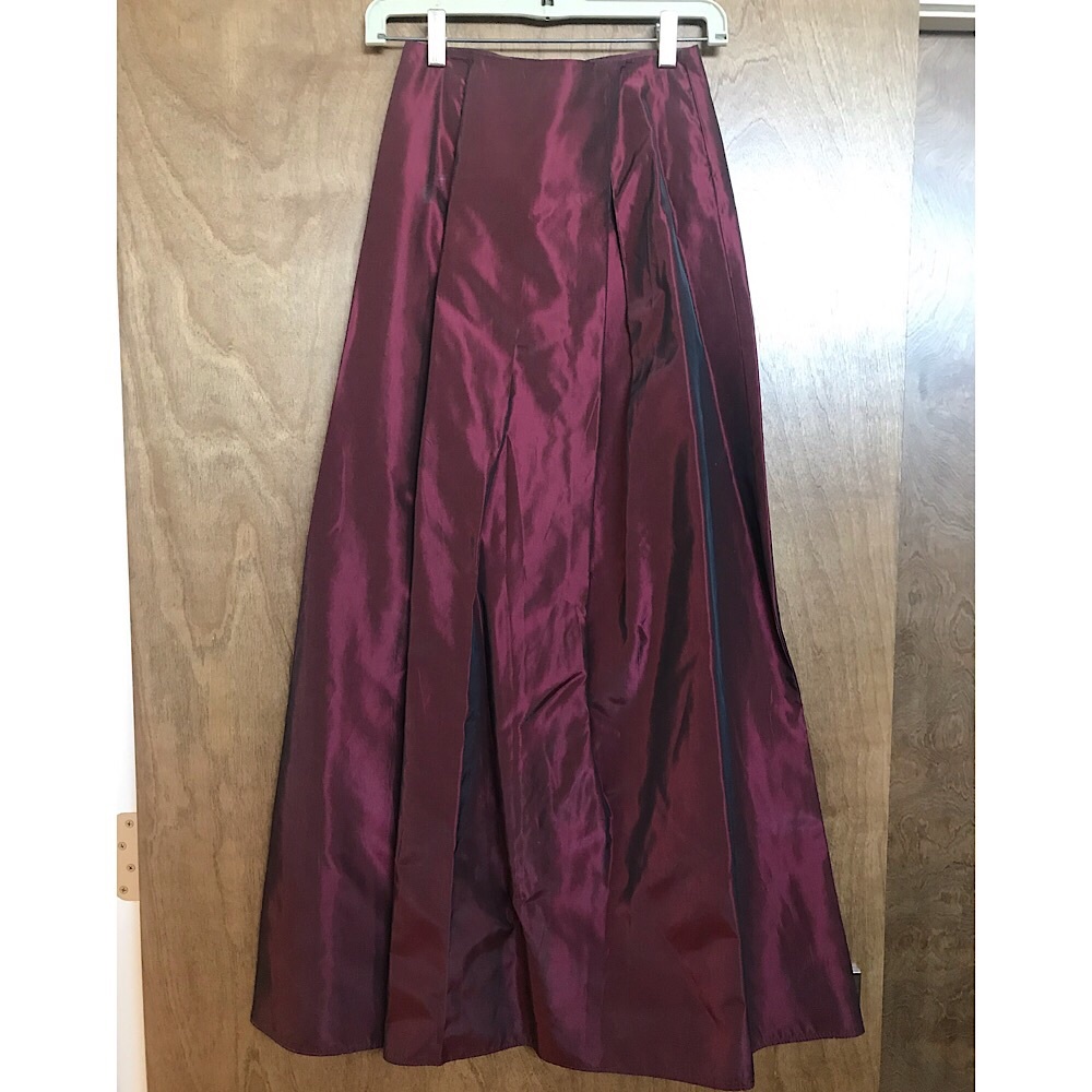 Jessica McClintock crimson/black taffeta skirt